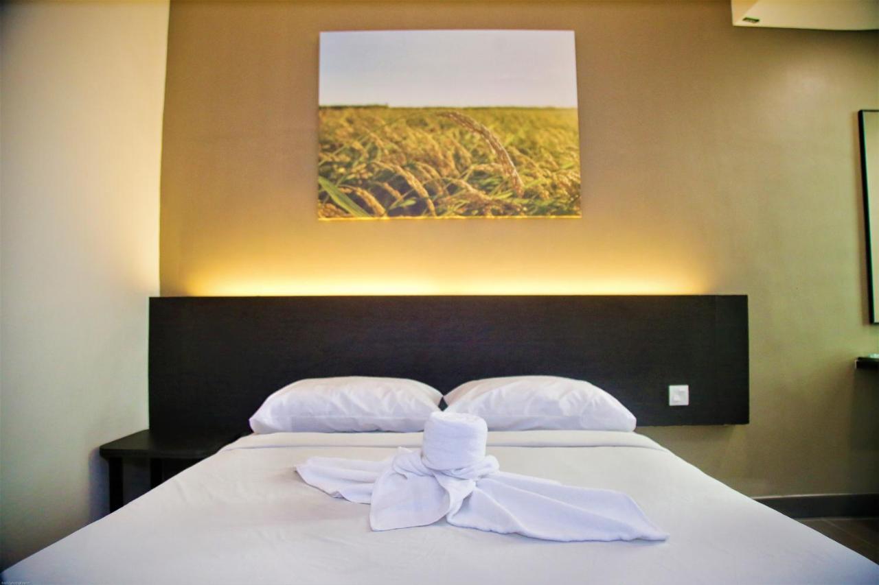 Padi Padi Hotel Kangar Esterno foto